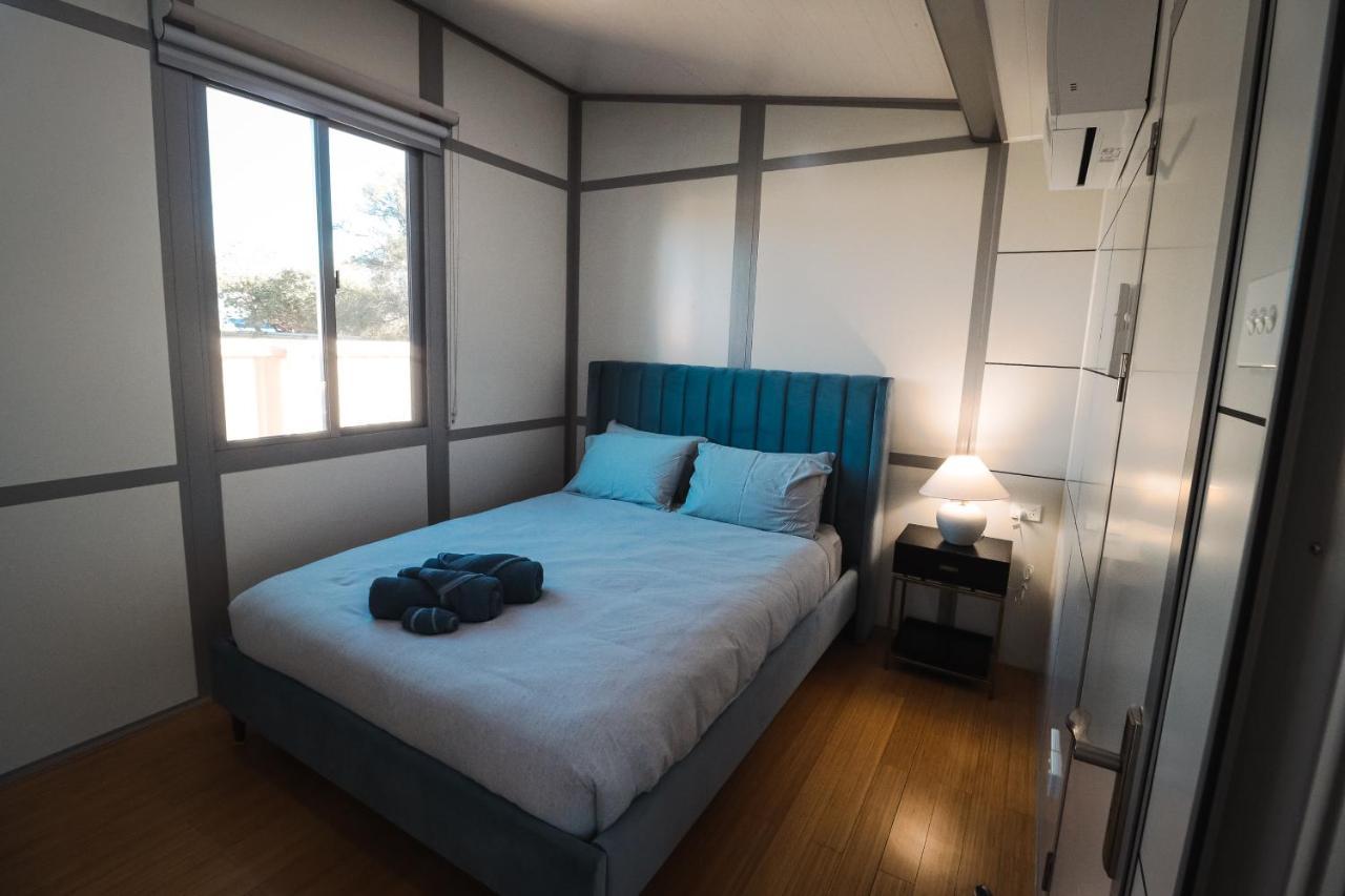 Norwesta Lifestyle Park Hotel คาร์นาร์วอน ภายนอก รูปภาพ